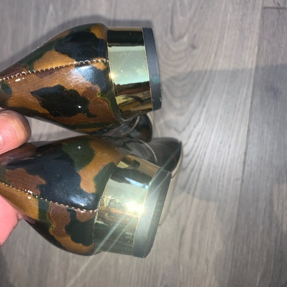 Joan and David |Patent Leather|Women's Flat|Size 9 - Picture 4 of 6